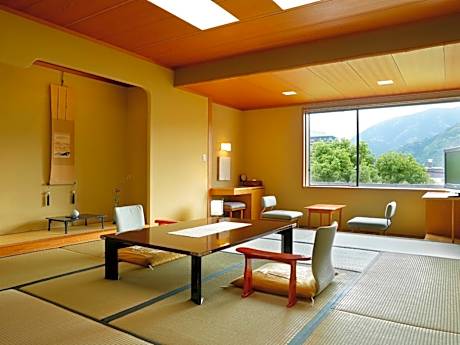 Japanese-Style Room