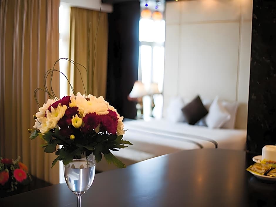Kaya Hotel