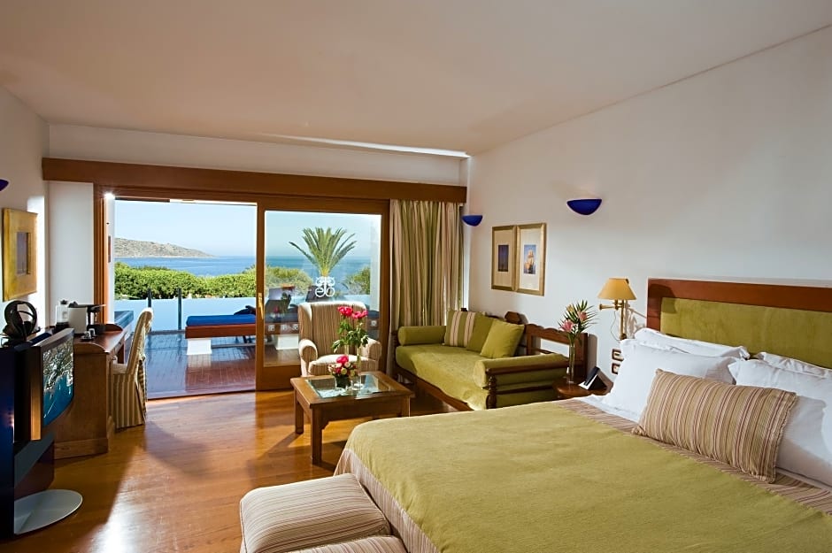 Elounda Beach Hotel & Villas, a Member of the Leading Hotels of the Wo