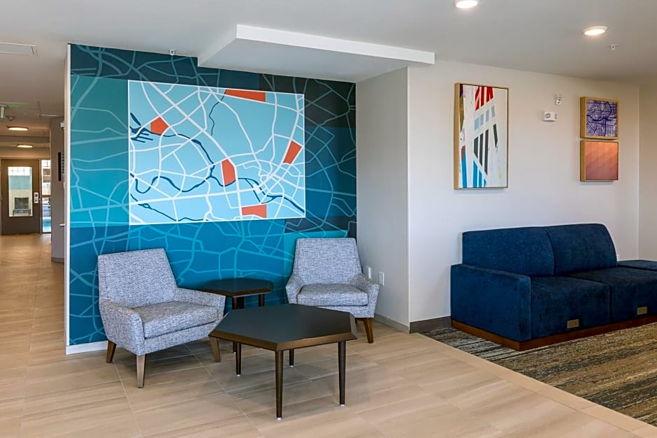 Holiday Inn Express & Suites Englewood - Denver South By IHG
