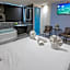 Lago Suites Hotel