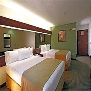 Microtel Inn & Suites by Wyndham Ciudad Juarez/US Consulate