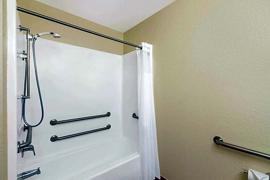 AmericInn by Wyndham Prairie du Chien