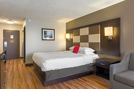King Room with Balcony