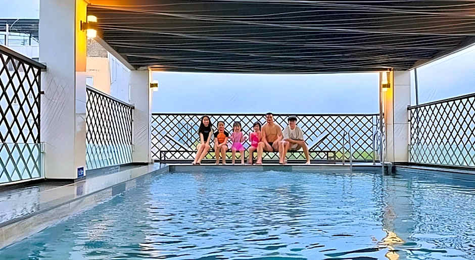 Moonlight Hotel Hue