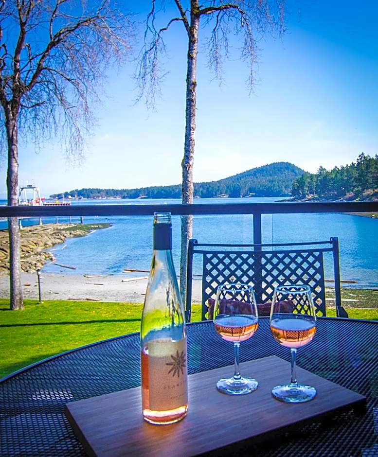 Galiano Oceanfront Inn & Spa