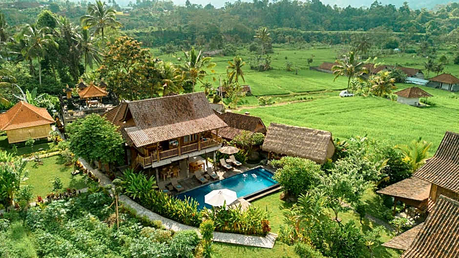 Kubu Sakian Villa and Restaurant Sidemen