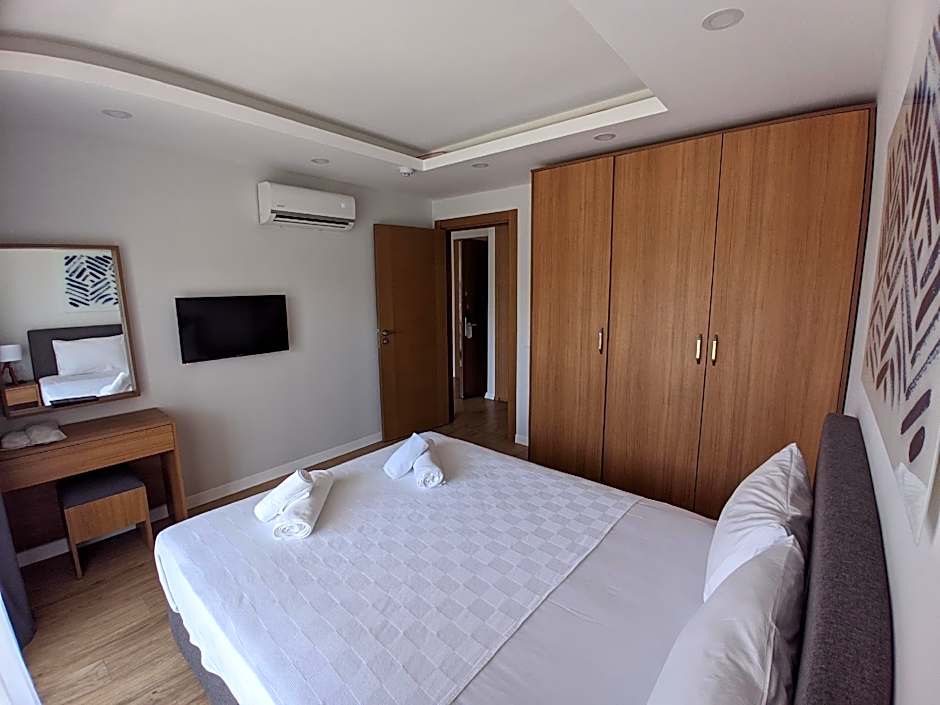 Veranda Suites
