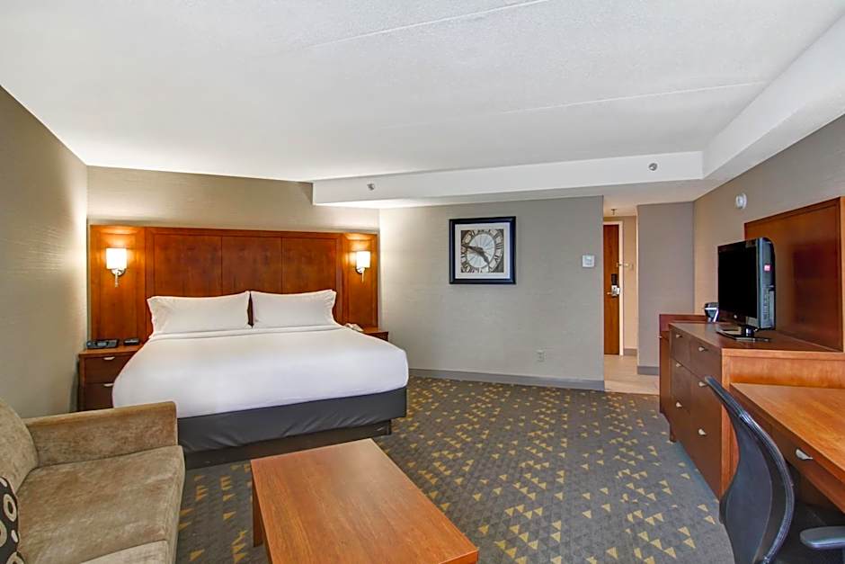 Holiday Inn Oakville Centre By IHG