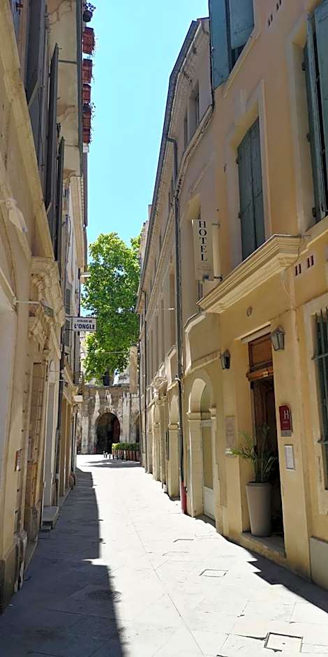 Hôtel De L'Amphithéâtre