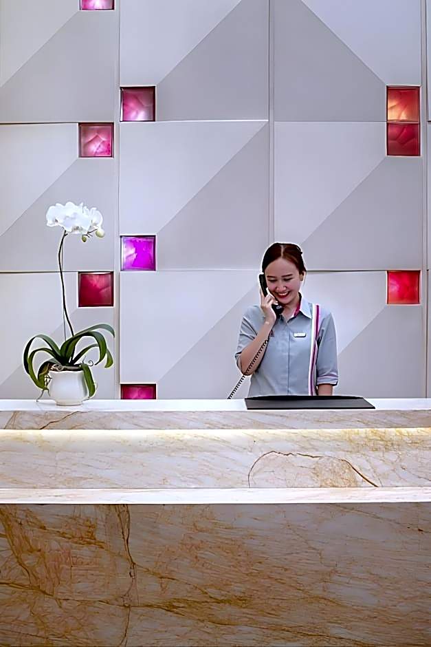 Brits Hotel Puri Indah