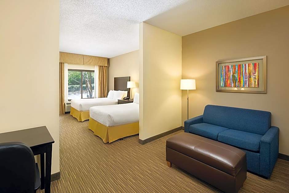 Holiday Inn Express & Suites Alpharetta By IHG