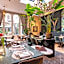 Grand Boutique Hotel-Restaurant Huis Vermeer
