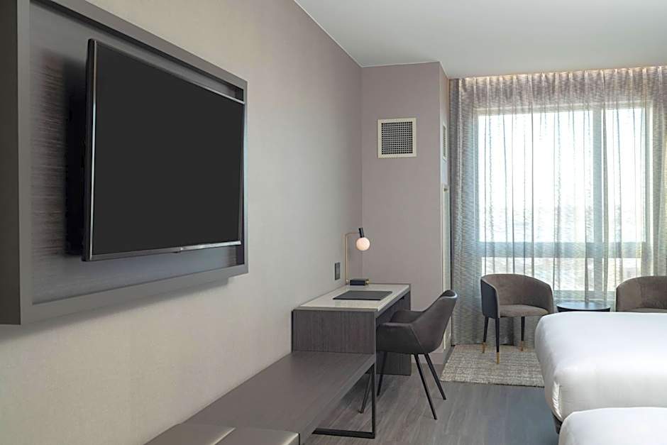 AC Hotel by Marriott Portsmouth Downtown/Waterfront