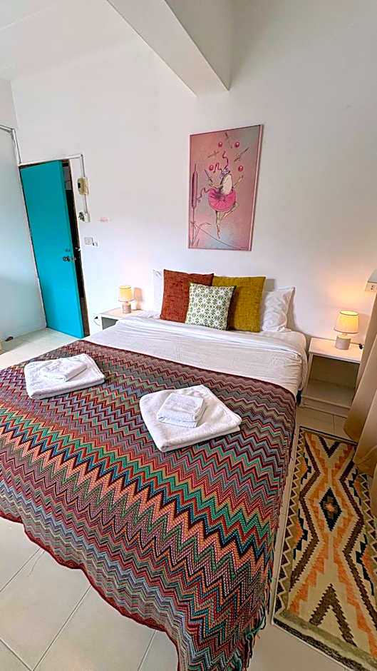 Holiday House Kata & Karon Phuket Hotel