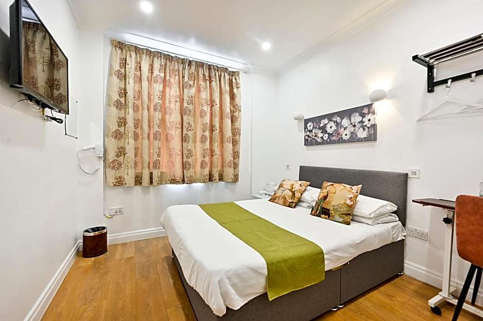 City London Hotel