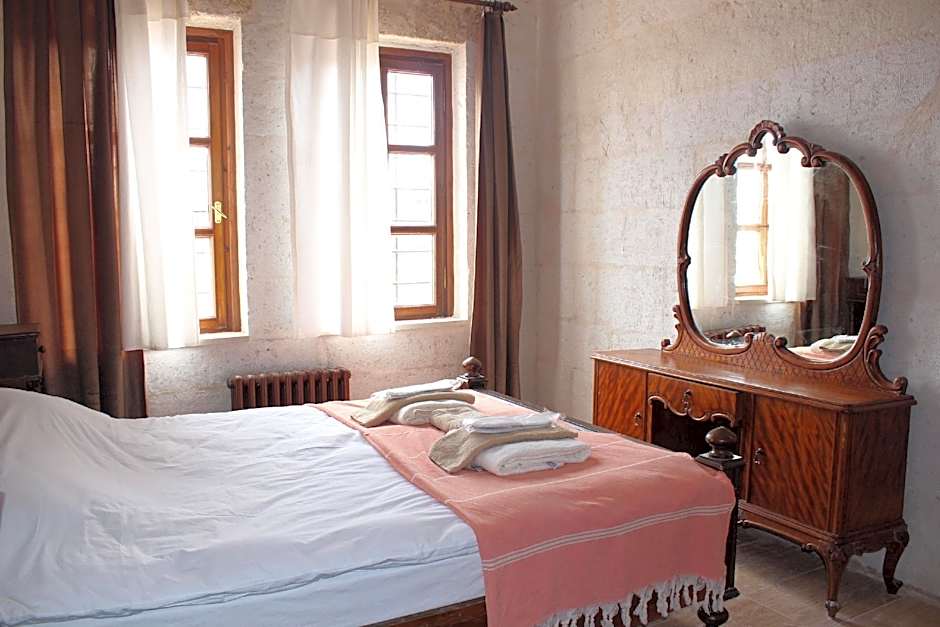 Cappadocia Eagle Cave Inn