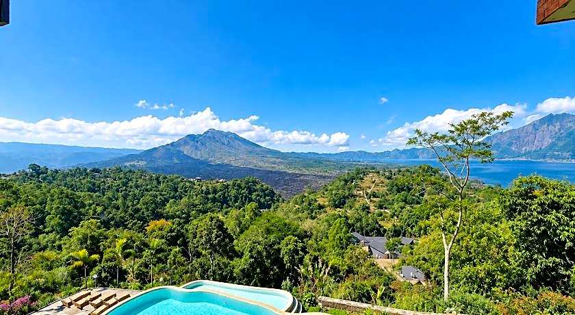 Caldera Hotel & Restaurant