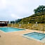 Baymont Inn & Suites by Wyndham Glen Rose