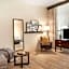 St Charles Coach House, Ascend Hotel Collection