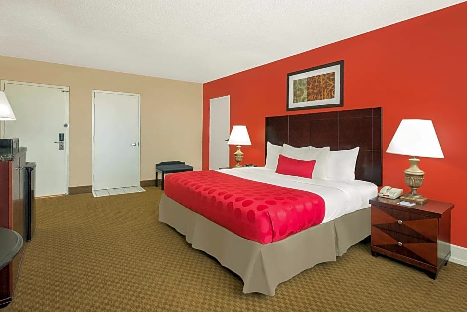 Ramada Plaza by Wyndham Fayetteville Fort Bragg Area