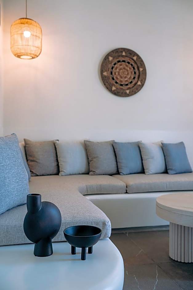 Mr and Mrs White Paros Suites & More