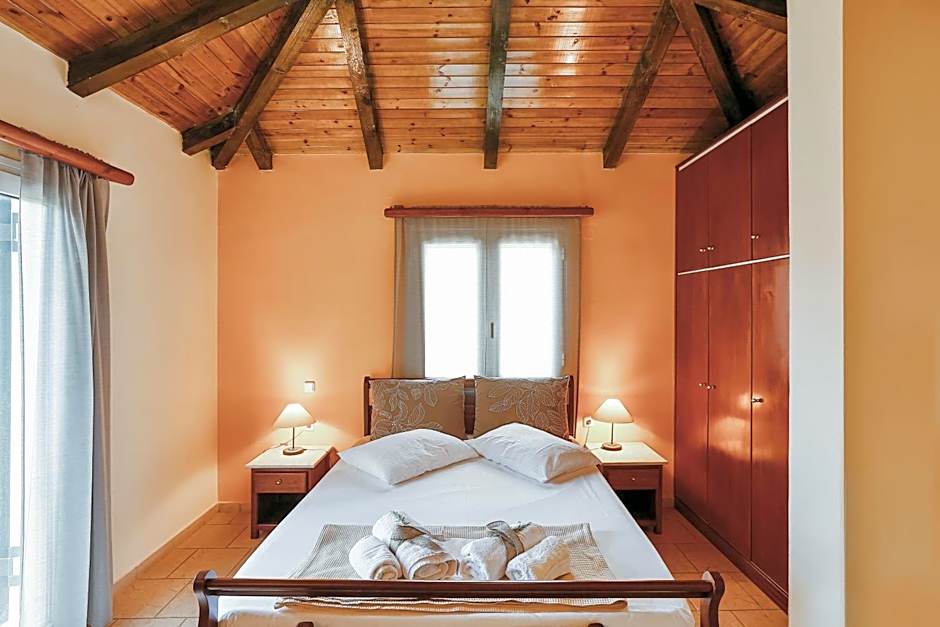 Sunny Garden Aparthotel