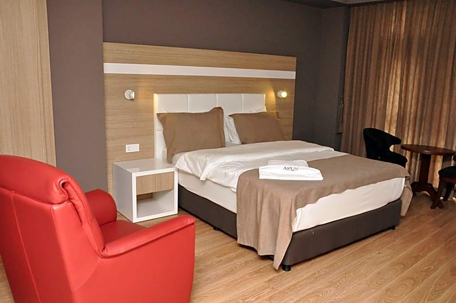 Arus Hotel