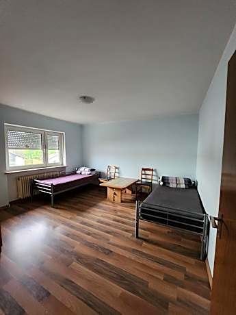 Standard Twin Room with Shared Bathroom