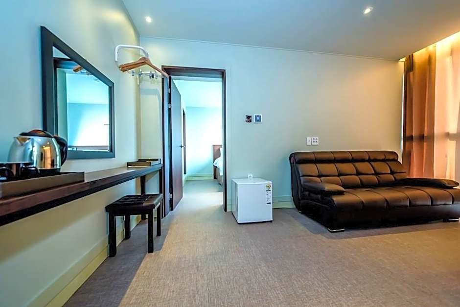 Sunrise Hotel Jungmun