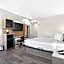 Sonesta Essential Hotel Houston - I-45 Spring
