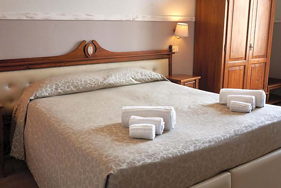 La Collegiata Guest House