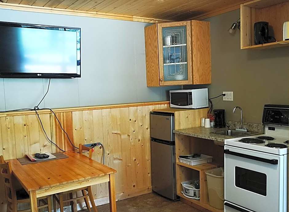 Overlook Inn & Cabins