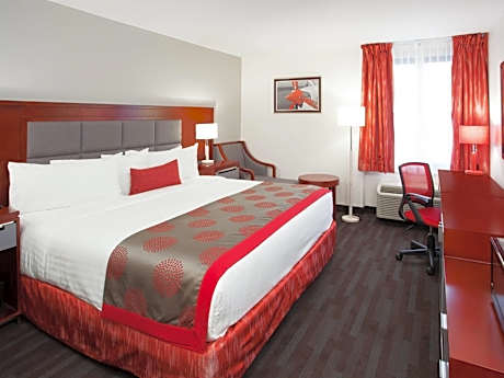 Ramada Plaza by Wyndham Chicago North Shore