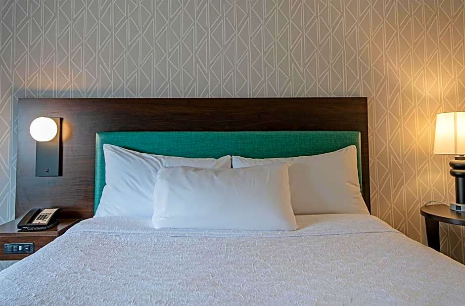 Home2 Suites By Hilton West Edmonton