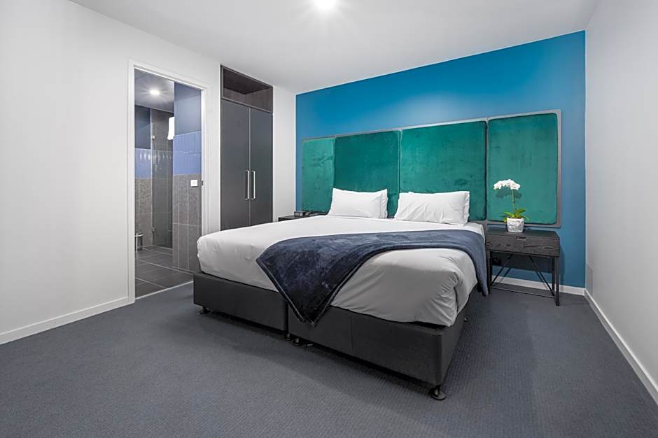 Oros Hotel and Apartments