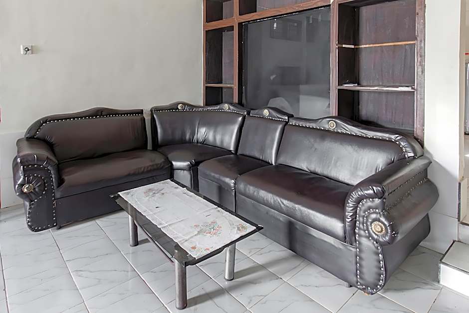 OYO 93582 Liani Homestay Syariah