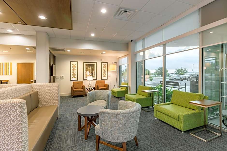 Holiday Inn Express & Suites San Marcos South By IHG