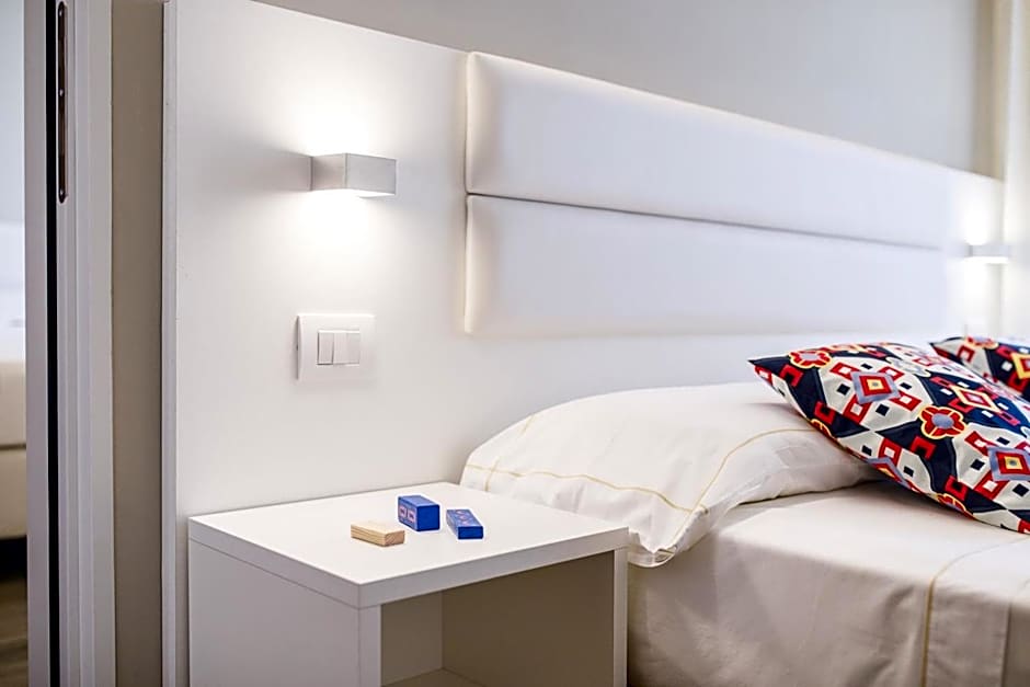 UNA HOTELS Imperial Beach Hotel