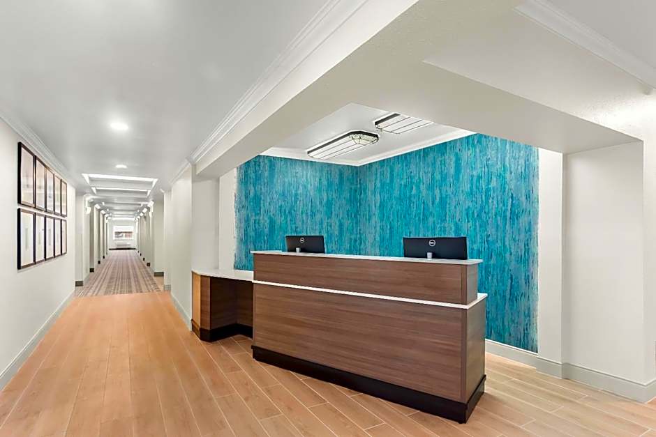 Hyatt Select Galveston - Beachfront