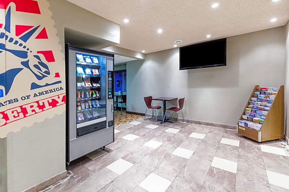 Super 8 by Wyndham Schenectady/Albany Area