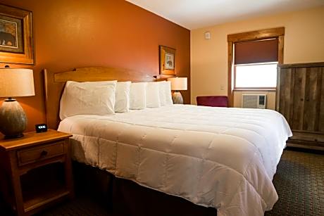Two-Bedroom Suite - Non-Pet Friendly