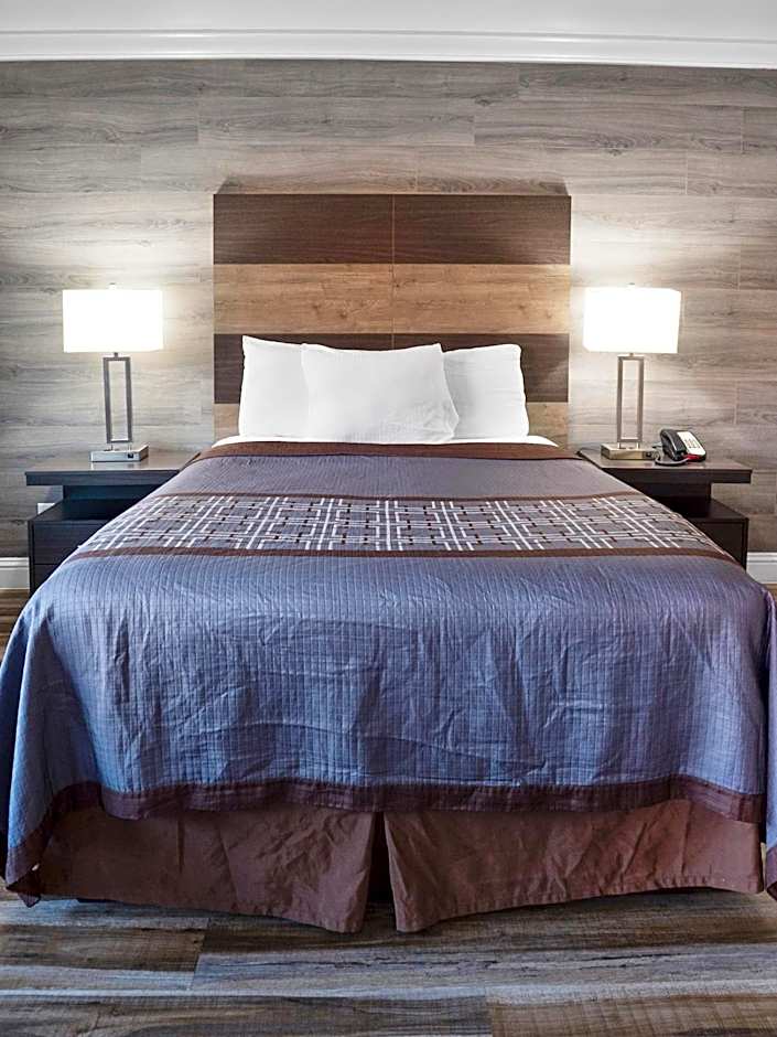 Rodeo Lodge