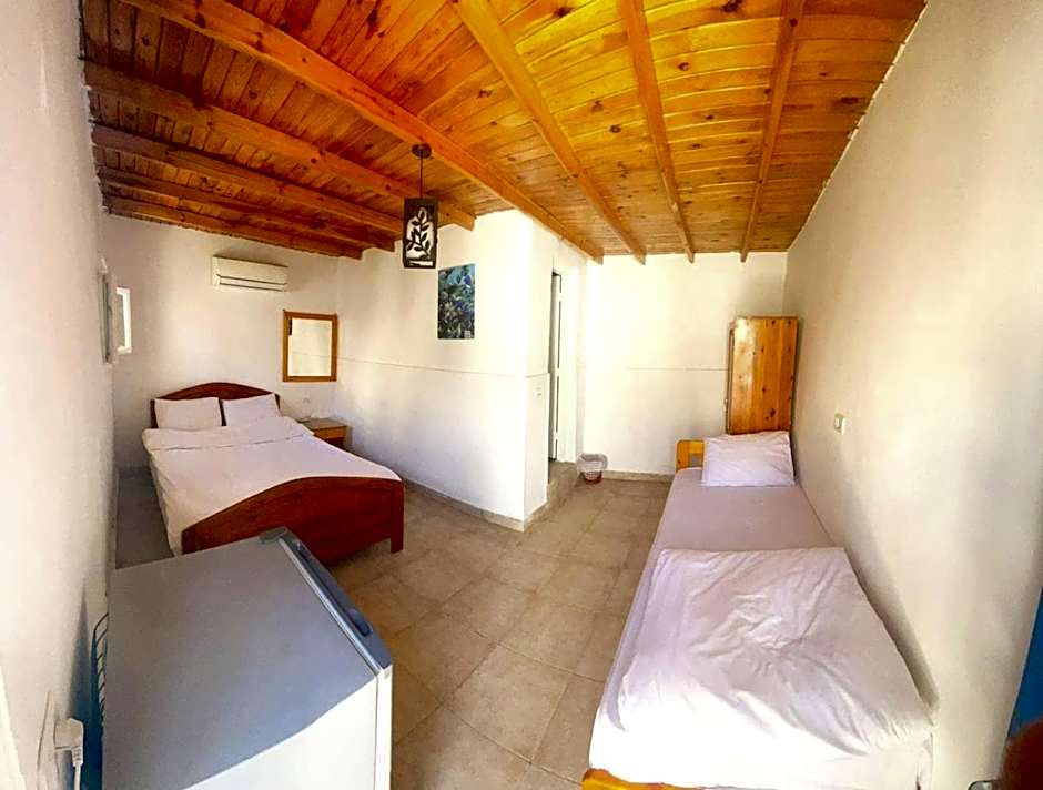 Auski Hostel Dahab