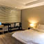 Check Inn Hotel
