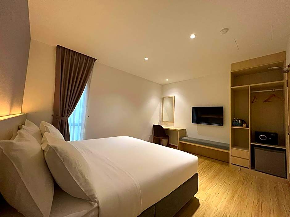 MIYABI HOTEL PERMAS