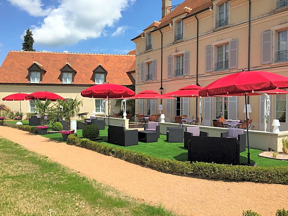Logis Hôtel Restaurant- Domaine de l'Orangerie