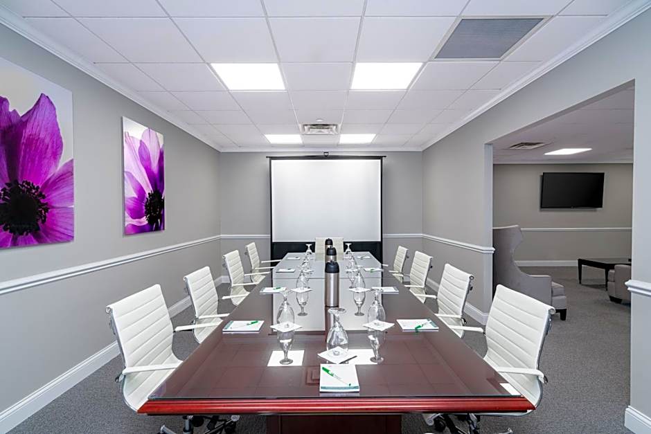 Holiday Inn Wilmington By IHG