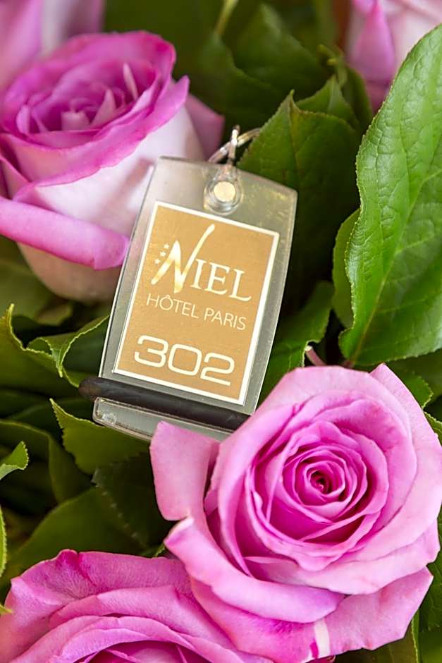 Hotel Niel Elysees