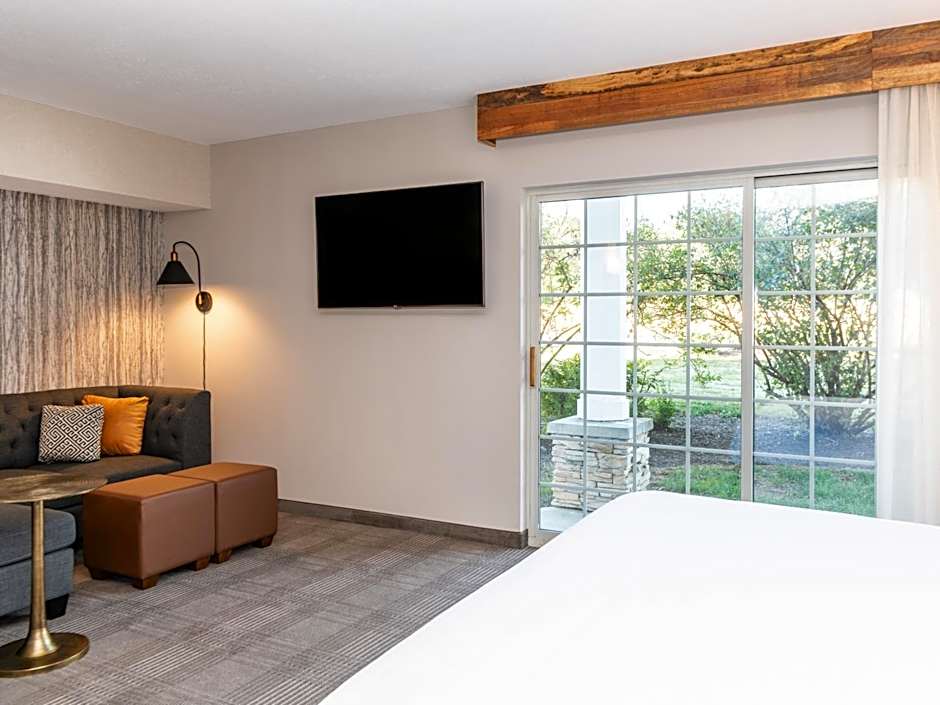 Cherry Valley Hotel